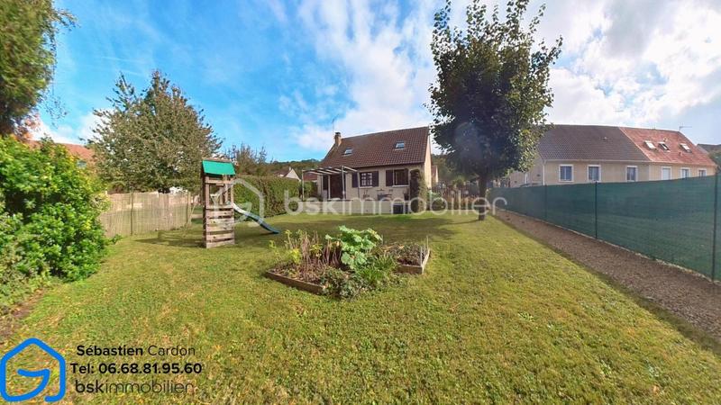 Pavillon - 93 m² - 5 pièces