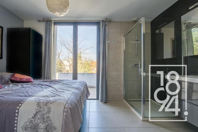 Demeure - 160 m² - 7 pièces