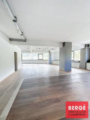 Bureau - 140 m²