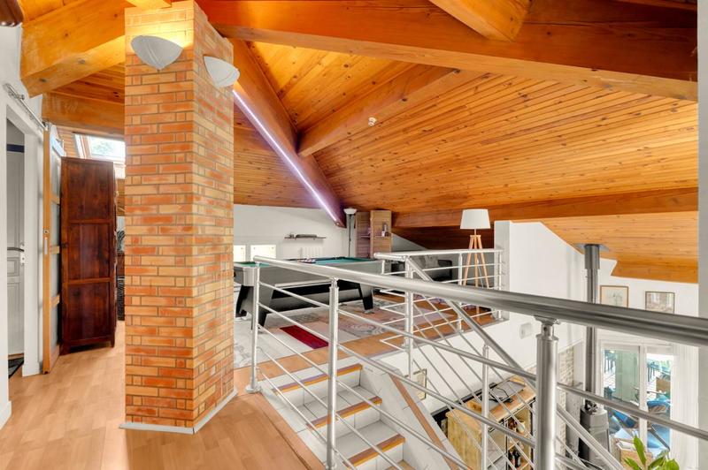 Maison - 195 m² - 7 pièces