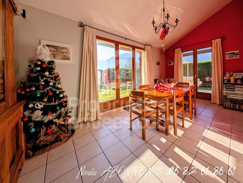 Maison - 166 m² - 6 pièces