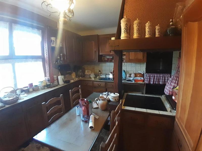 Maison - 264 m² - 8 pièces