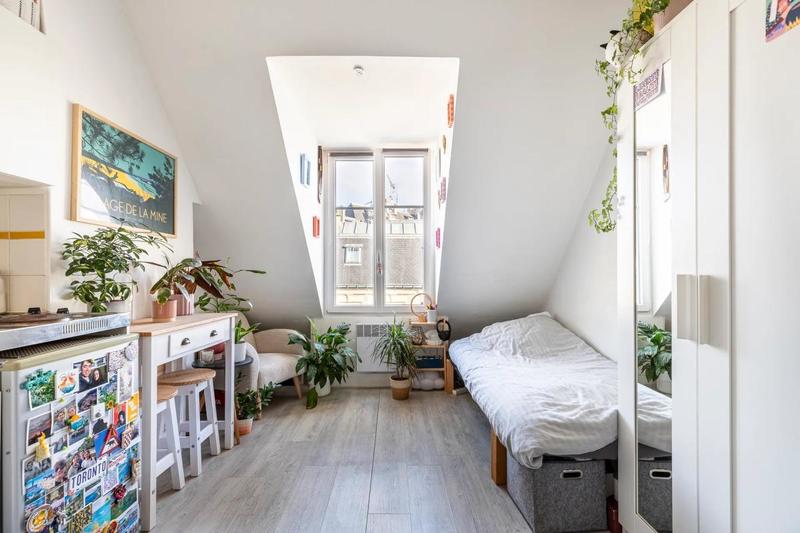 Studio - 10 m² - 1 pièce