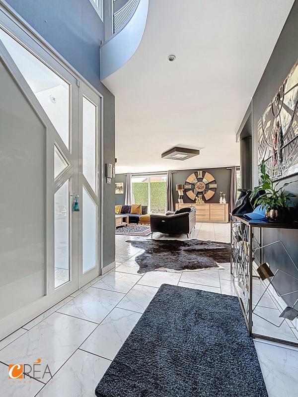 Maison - 194 m² - 6 pièces