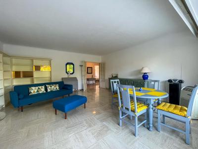 Appartement - 81 m² - 3 pièces