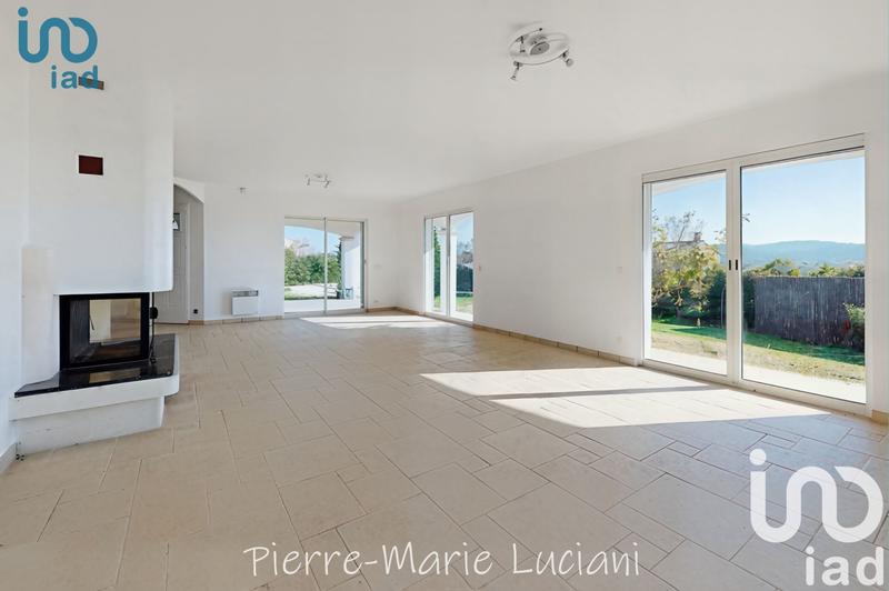 Maison - 160 m² - 5 pièces