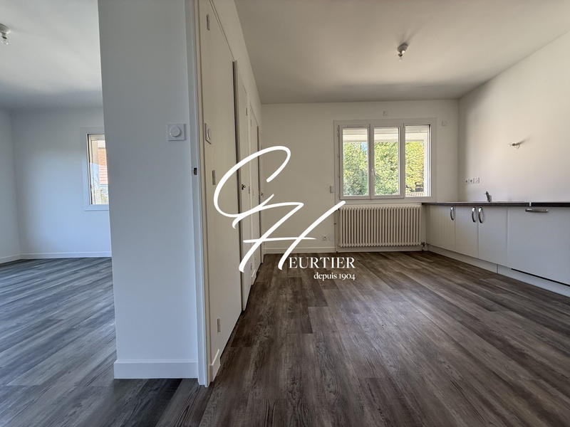 Appartement - 130 m² - 5 pièces