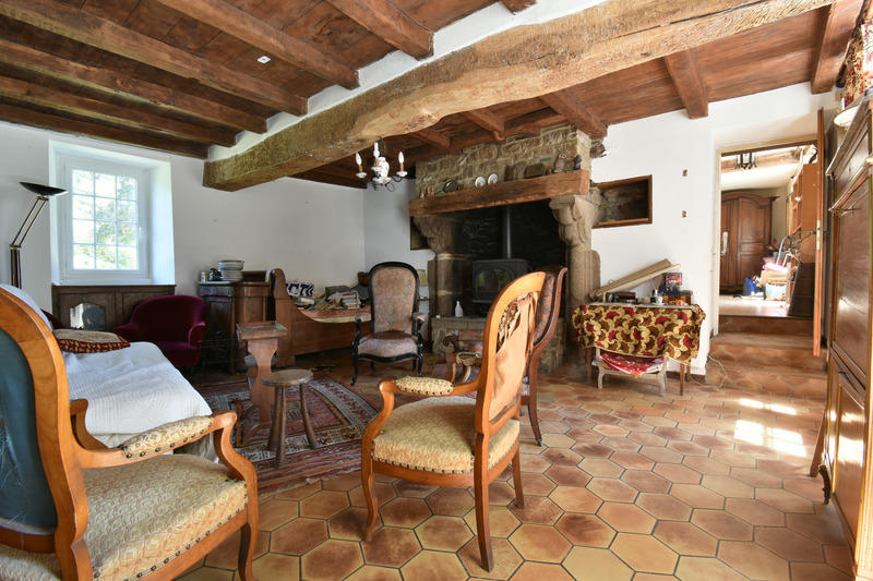 Maison - 258 m² - 10 pièces