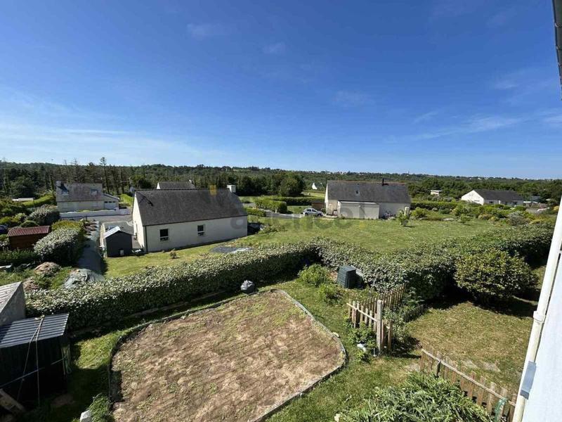 Maison - 79 m² - 6 pièces