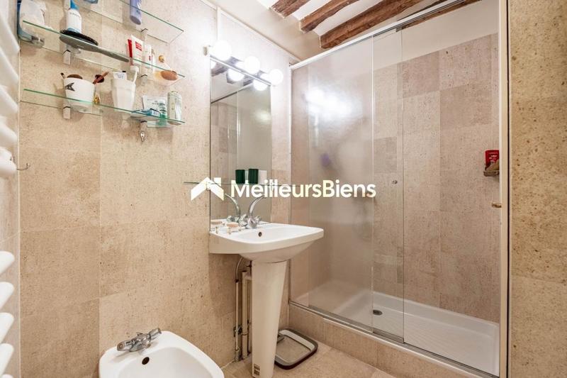 Appartement - 101 m² - 5 pièces