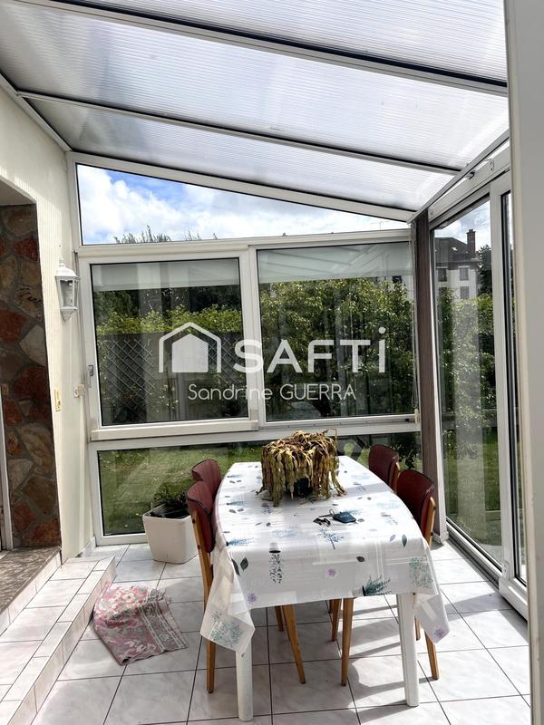 Maison - 141 m² - 7 pièces