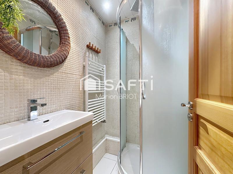 Maison - 137 m² - 6 pièces