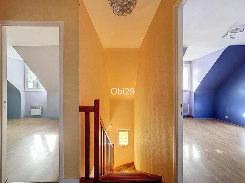 Maison - 92 m² - 4 pièces