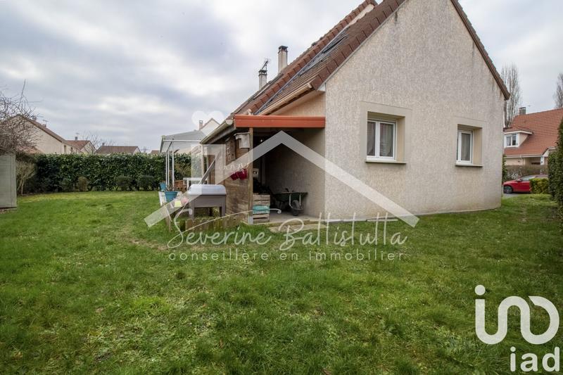 Maison - 121 m² - 7 pièces