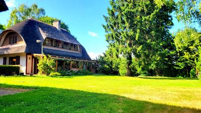 Demeure - 263 m² - 10 pièces