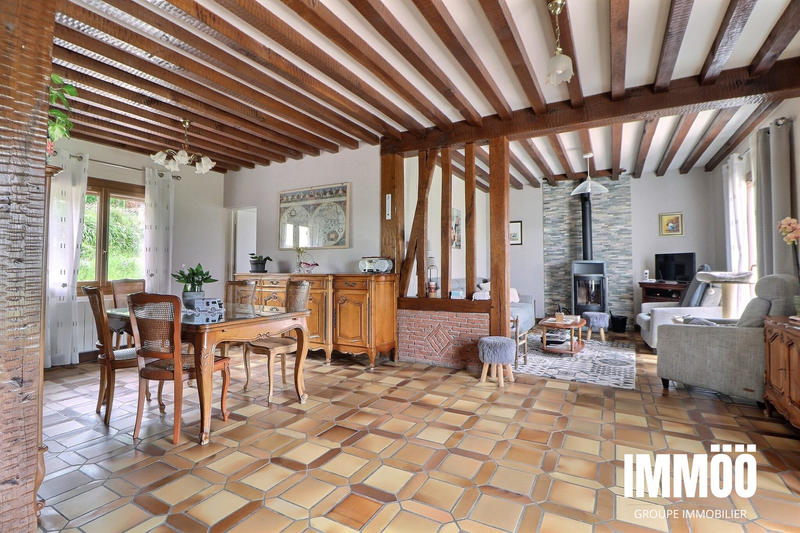 Maison traditionnelle - 129 m² - 6 pièces