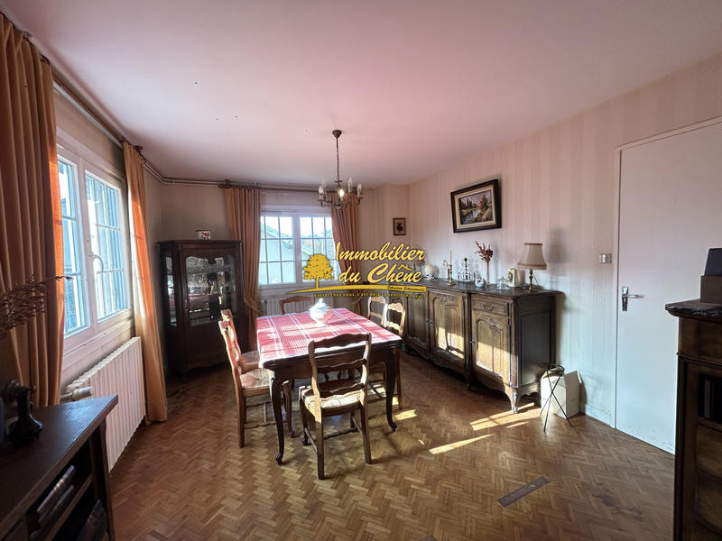 Maison - 137 m² - 5 pièces