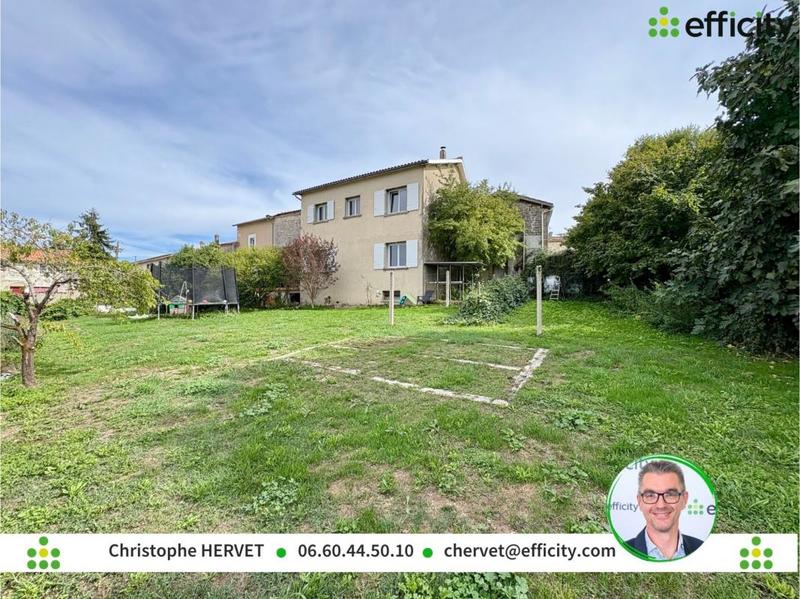 Maison - 197 m² - 6 pièces