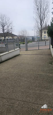 Parking / Garage - 13 m²