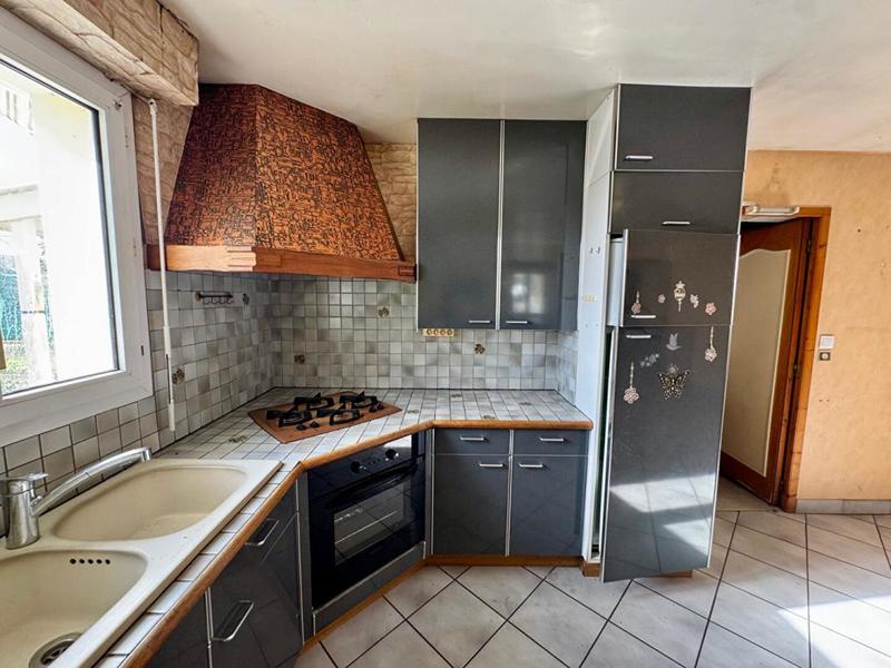 Maison - 110 m² - 4 pièces