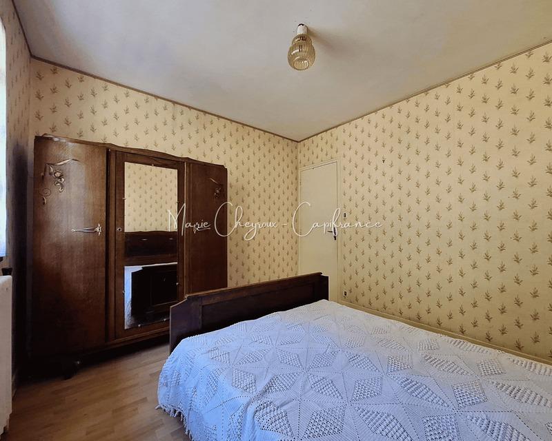 Maison - 137 m² - 5 pièces