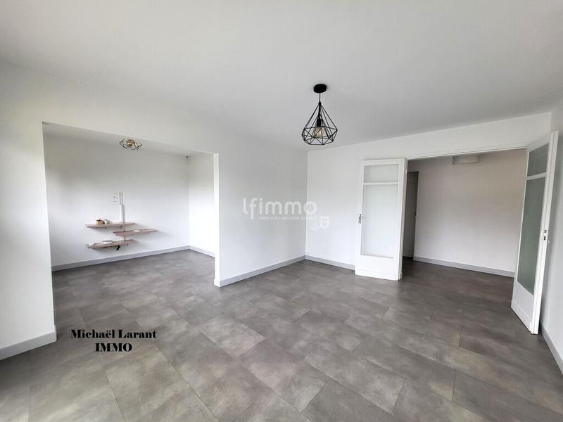 Maison - 96 m² - 4 pièces