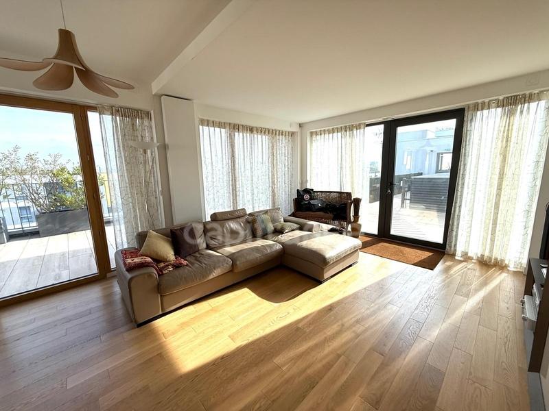 Appartement - 150 m² - 6 pièces