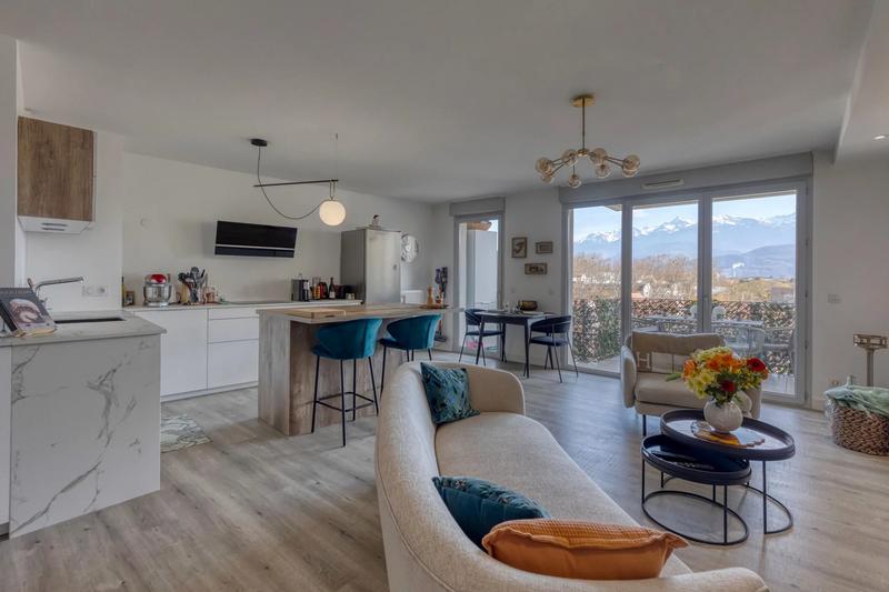 Appartement - 67 m² - 3 pièces