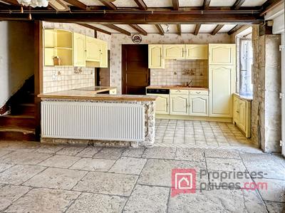 Maison - 168 m² - 11 pièces