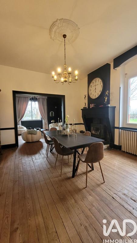 Maison - 226 m² - 8 pièces