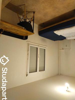 Chambre - 12 m² - 1 pièce