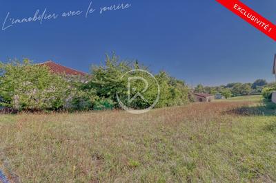 Terrain - 833 m²