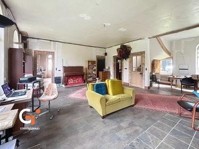 Maison - 253 m² - 6 pièces