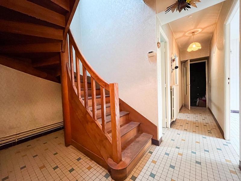 Maison - 104 m² - 6 pièces