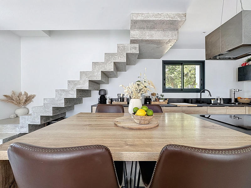 Maison - 107 m² - 5 pièces