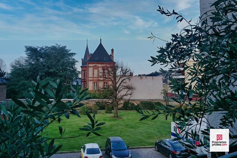 Appartement - 90 m² - 4 pièces