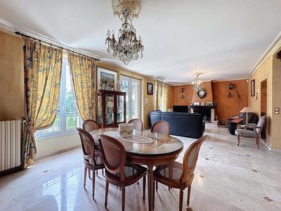 Maison - 133 m² - 6 pièces