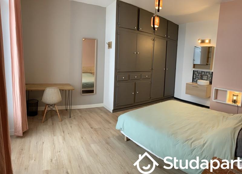 Chambre - 16 m² - 1 pièce