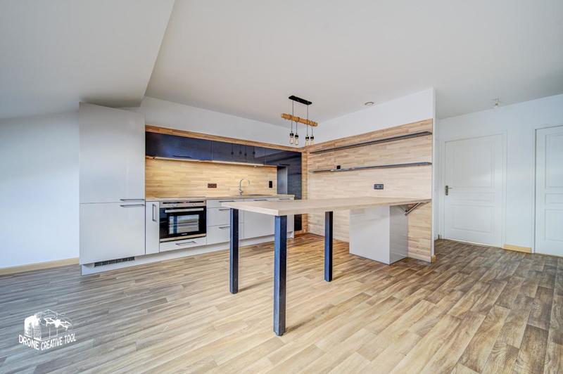 Appartement - 75 m² - 3 pièces