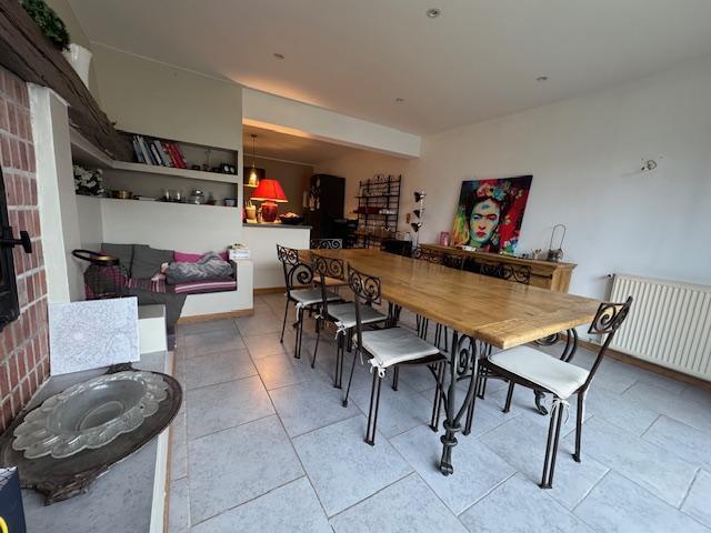 Maison - 184 m² - 8 pièces