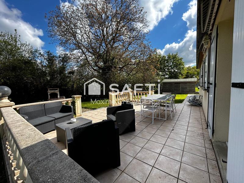 Maison - 90 m² - 4 pièces