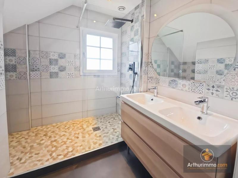 Maison - 160 m² - 7 pièces