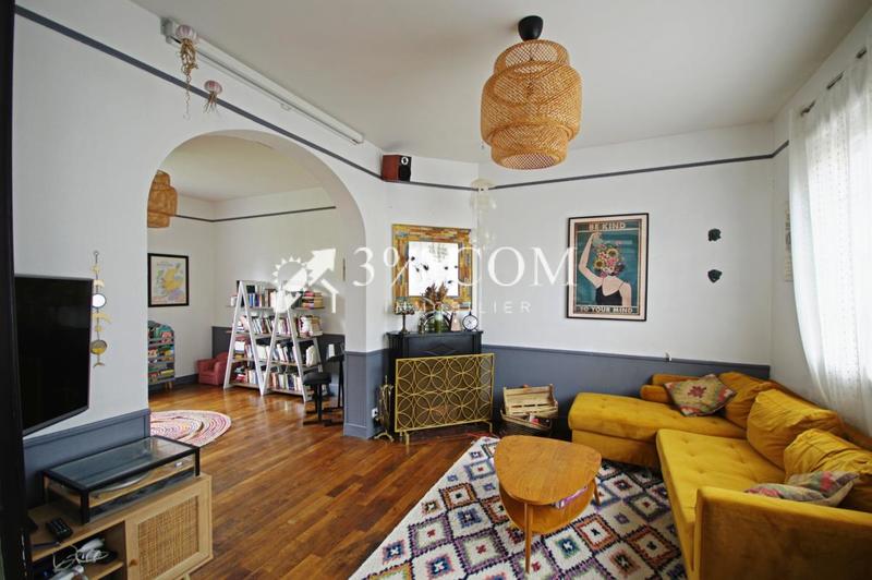 Maison - 193 m² - 10 pièces