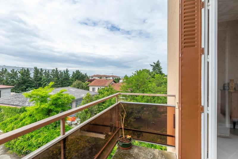 Appartement - 77 m² - 3 pièces