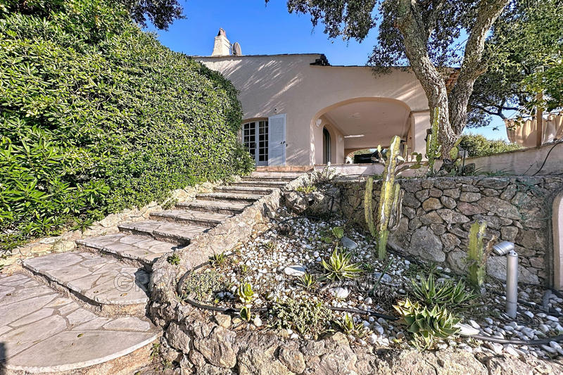 Villa - 144 m² - 5 pièces