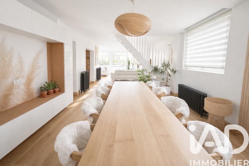 Maison - 165 m² - 6 pièces