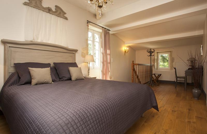 Maison - 520 m² - 18 pièces