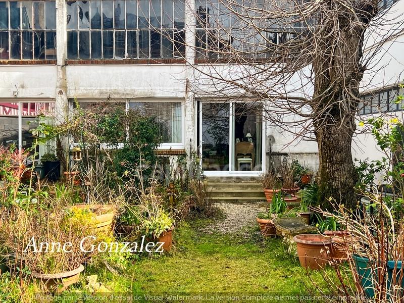 Maison - 345 m² - 7 pièces