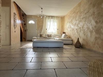 Maison - 170 m² - 5 pièces