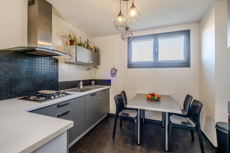 Appartement - 65 m² - 4 pièces